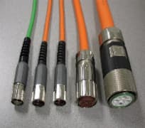 Rockwell Automation 2090-CPBM7E7-10AF01 Rockwell Automation 2090-CPBM7E7-10AF01